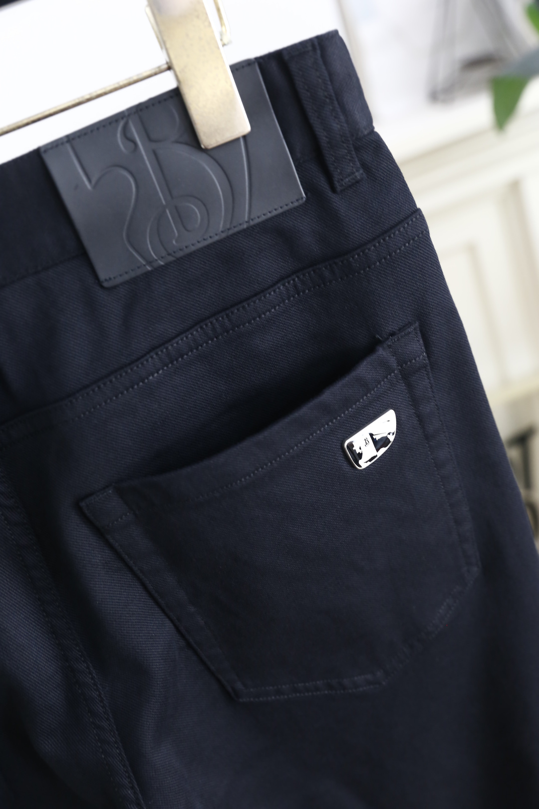 🔥巴宝丽/Burb*rry.2025秋季新品时尚男士休闲裤！采用舒适欧洲棉面料，奢华经典品牌LOGO设计