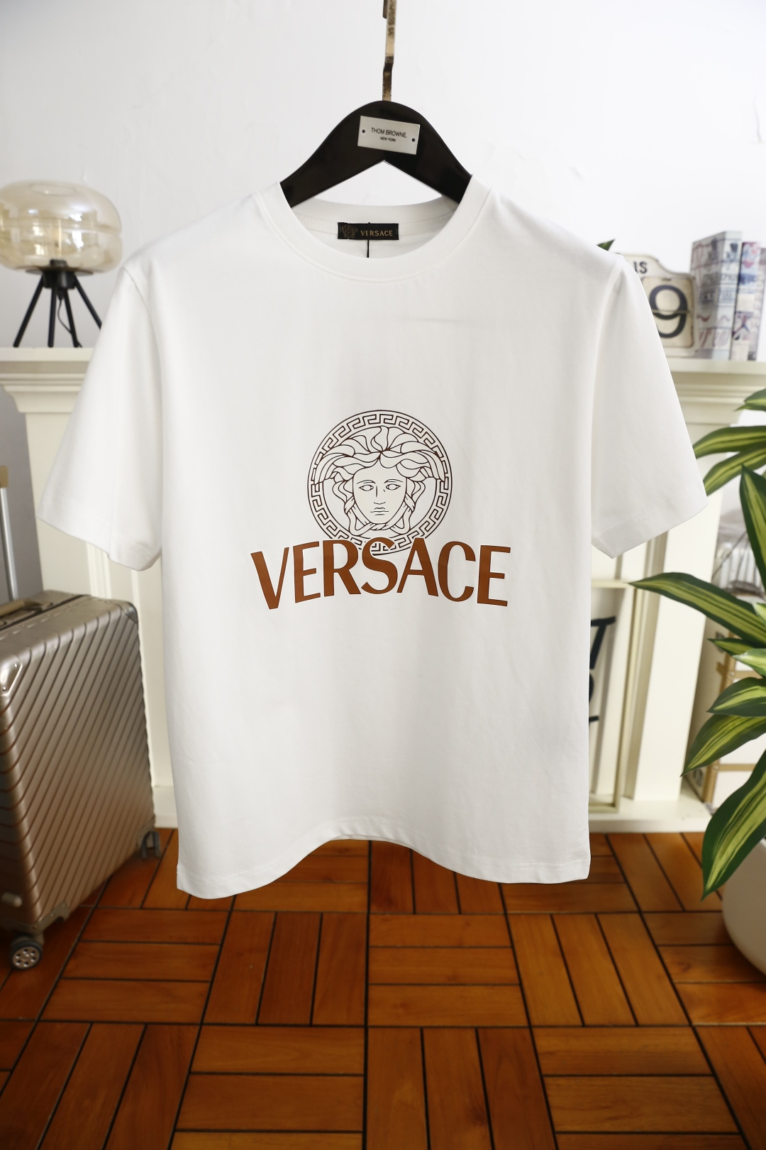 🔥范思泽.（🌾）2026早春新品🆕时尚男士圆领短袖T恤，属于品牌标志性的潮流单品，采用经典圆领版型，宽松