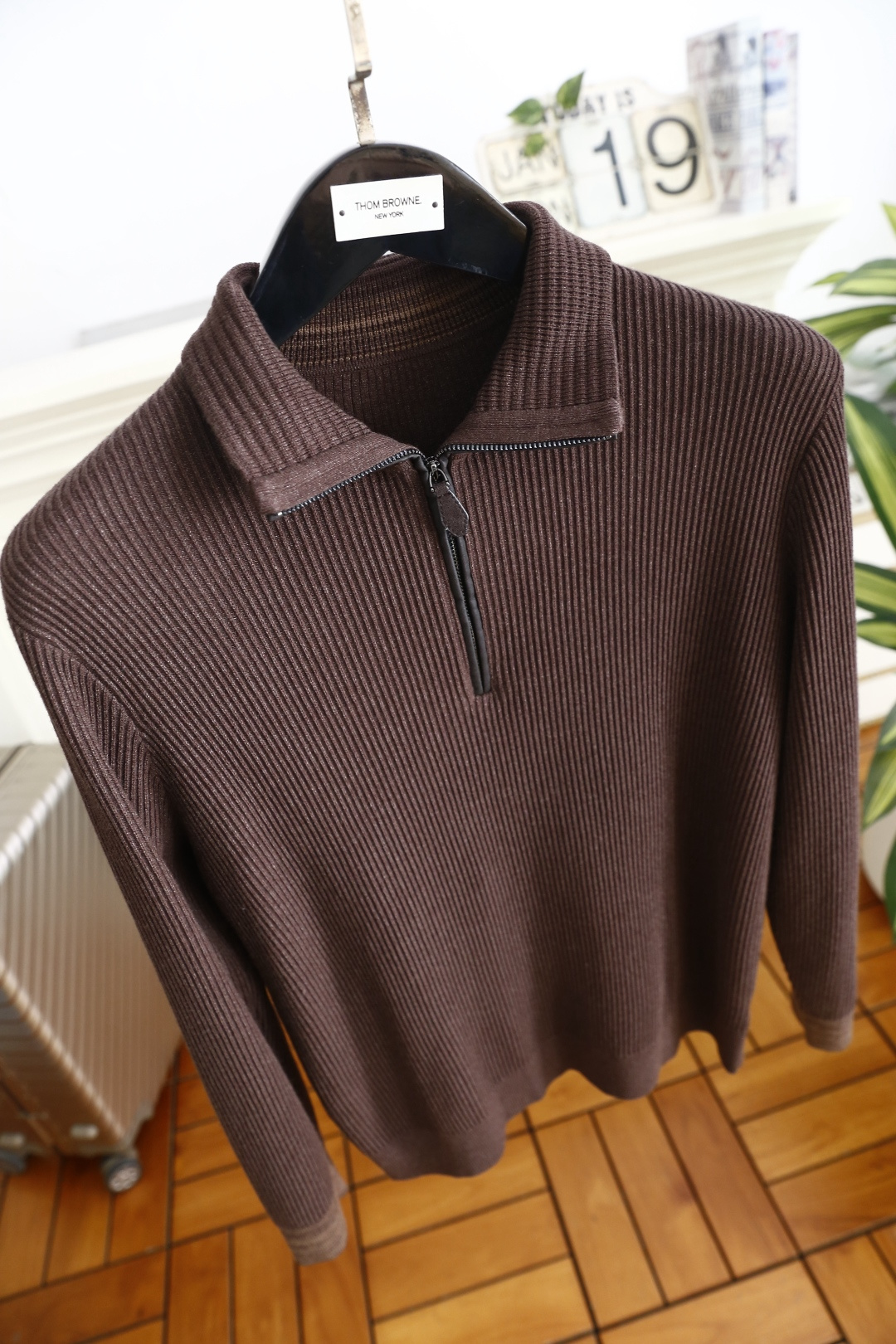 🔥lP🆕.（🌾）25秋冬男士半拉链翻领坑条针织衫，属于秋冬季节的通勤百搭单品，采用简约的半开拉链翻领设计