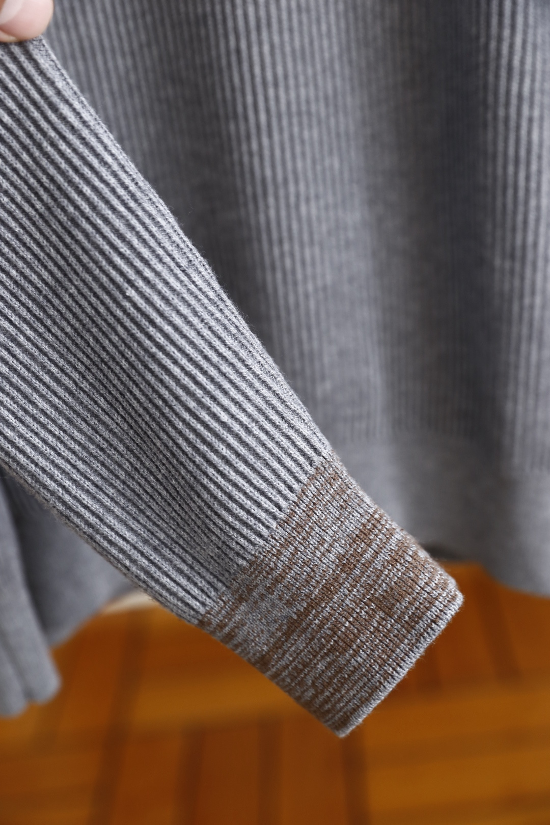 🔥lP🆕.（🌾）25秋冬男士半拉链翻领坑条针织衫，属于秋冬季节的通勤百搭单品，采用简约的半开拉链翻领设计