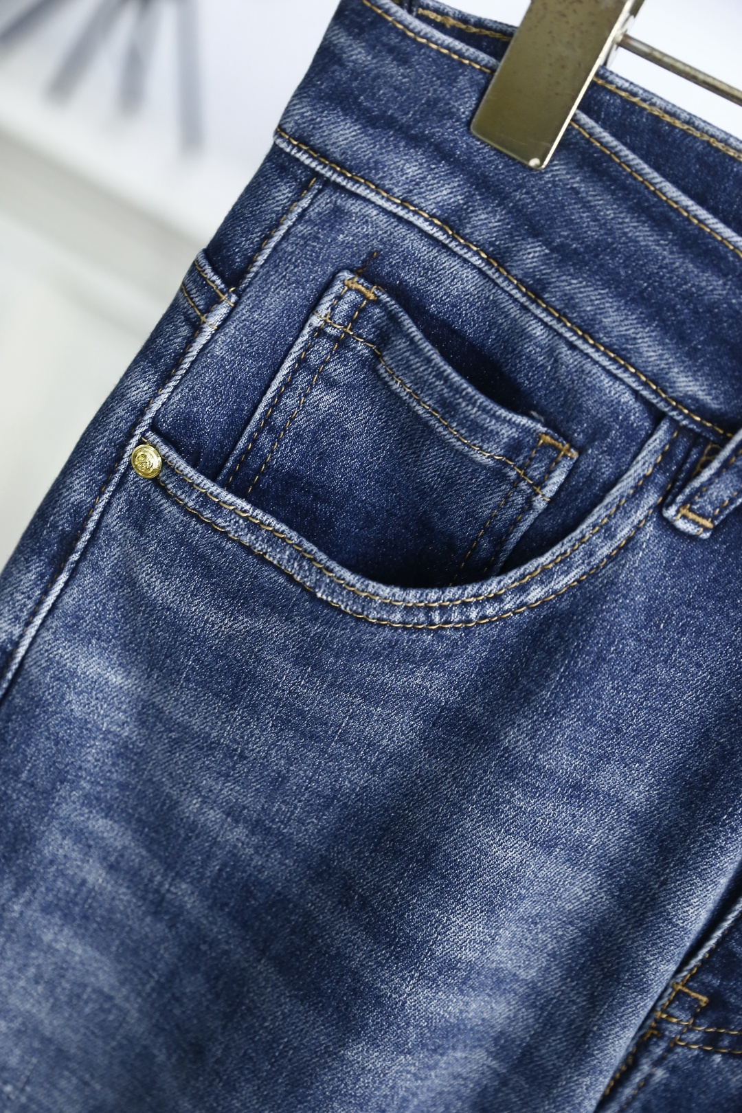 🔥巴黎世家/Balenci*ga.2026春季新款🆕时尚男士原单高端蓝色牛仔裤！奢华经典品牌LOGO配饰