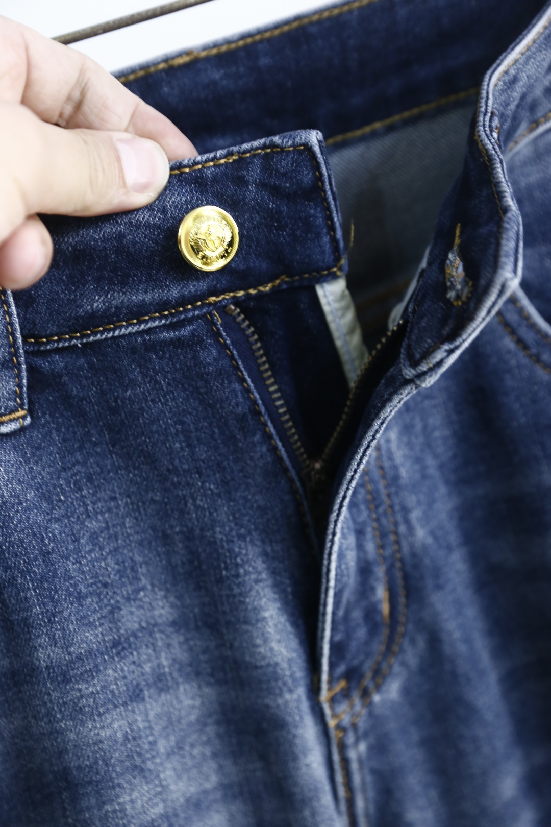 🔥巴黎世家/Balenci*ga.2026春季新款🆕时尚男士原单高端蓝色牛仔裤！奢华经典品牌LOGO配饰