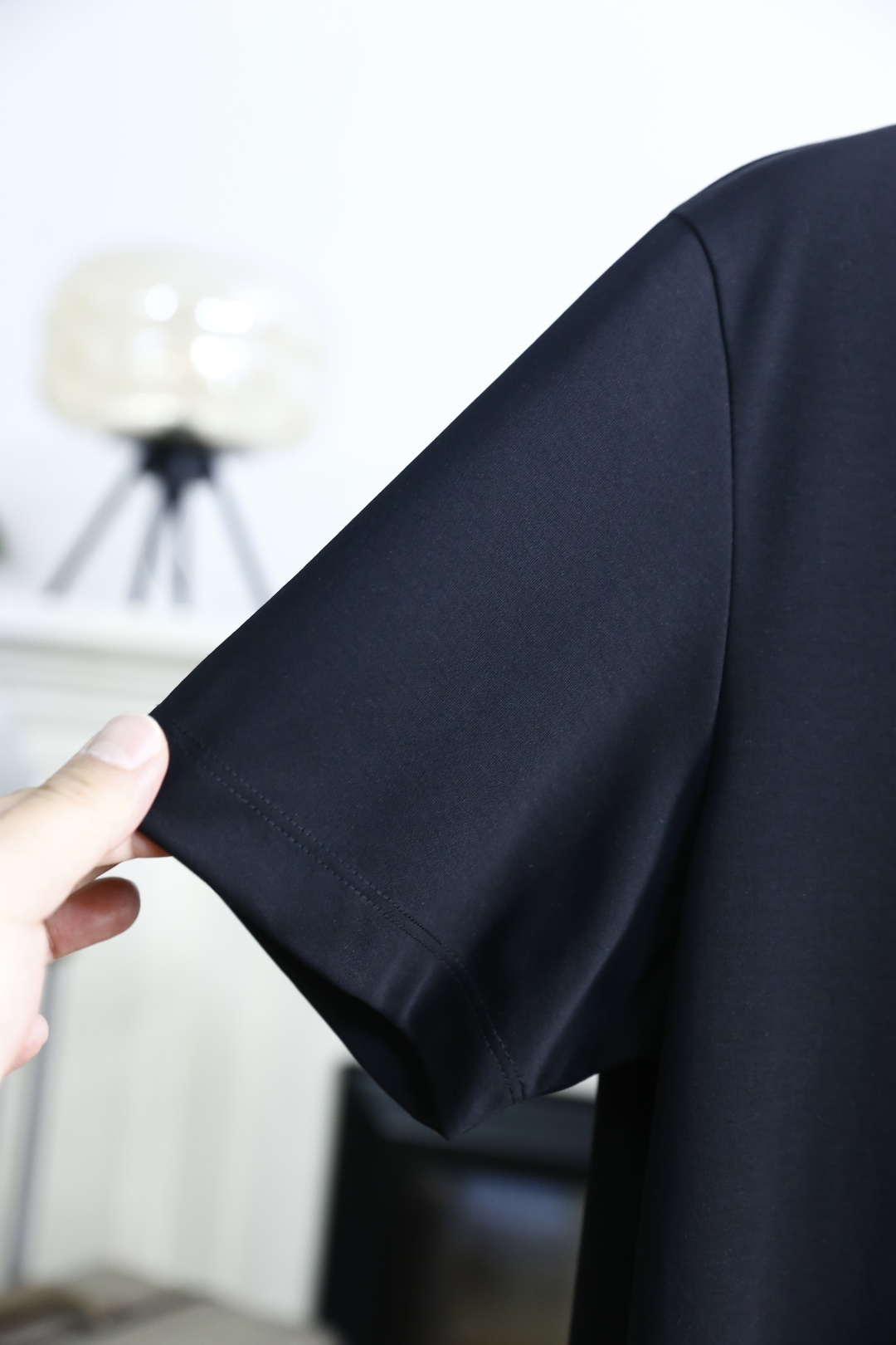 🔥芬迪/Fe*di.2026春夏新品🆕时尚男士圆领T恤👍采用原单品质透气棉面料，触感柔软细腻，兼具良好的