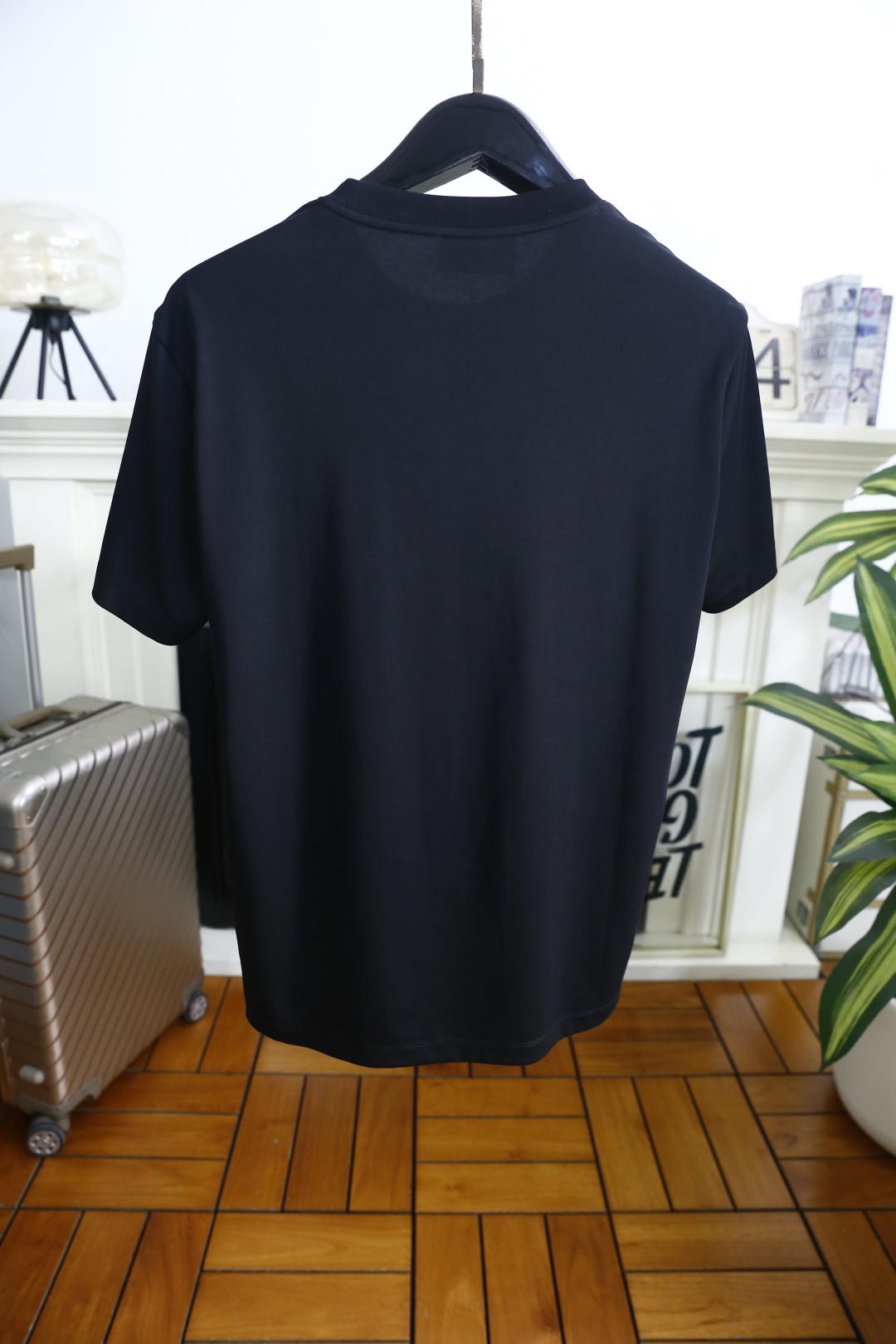 🔥古驰/Gu*ci.2026春夏新品男士短袖上市🍃经典圆领设计！重磅级尤物单品，新形态雅痞风格👍🏻高街混