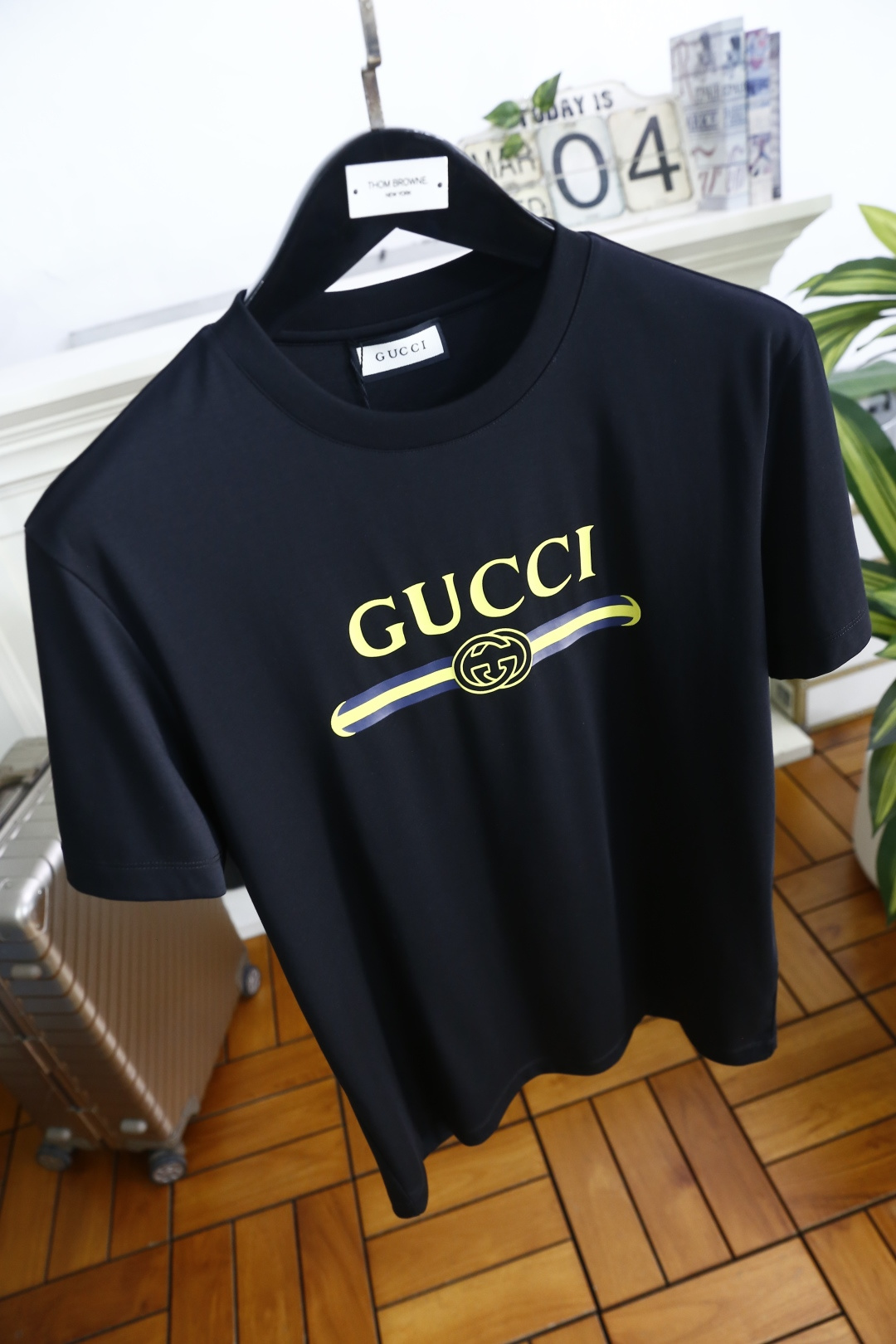 🔥古驰/Gu*ci.2026春夏新品男士短袖上市🍃经典圆领设计！重磅级尤物单品，新形态雅痞风格👍🏻高街混