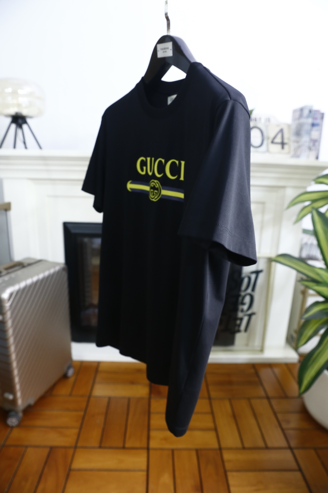 🔥古驰/Gu*ci.2026春夏新品男士短袖上市🍃经典圆领设计！重磅级尤物单品，新形态雅痞风格👍🏻高街混