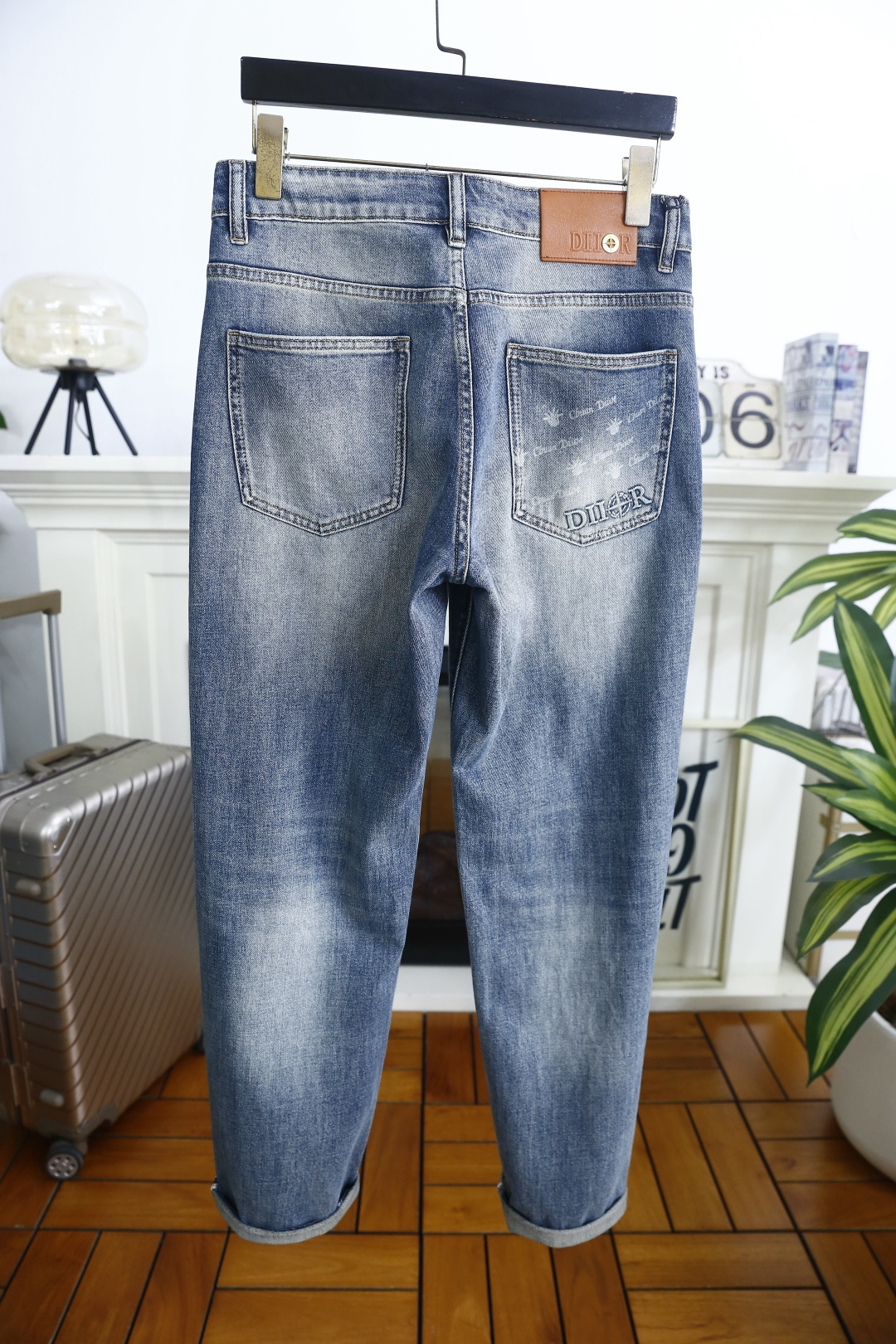 🔥迪奥/Di*r.2026春季新款🆕时尚男士原单高端蓝色牛仔裤！奢华经典品牌LOGO配饰 身穿着非常舒适