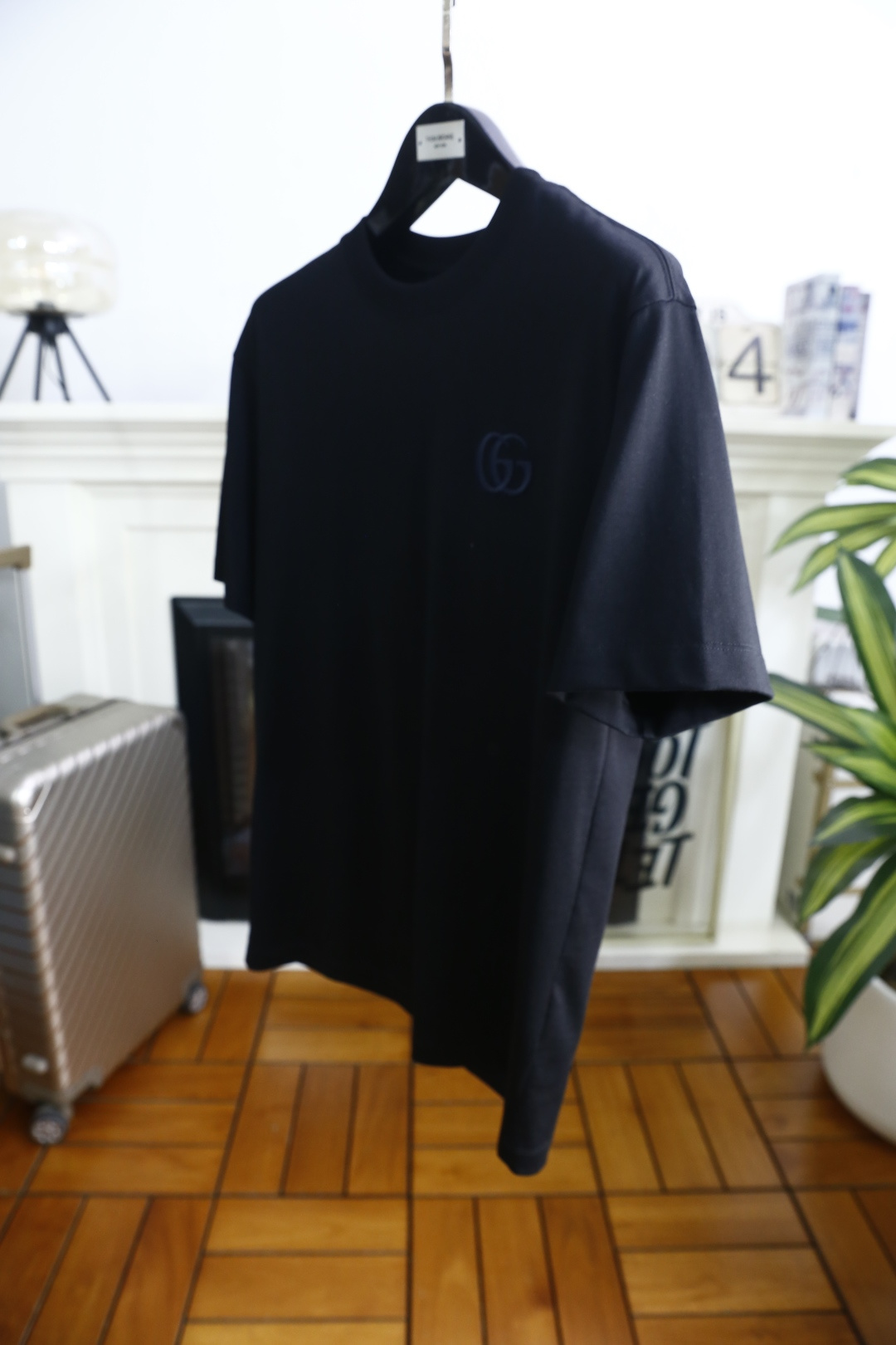 🔥古驰/Gu*ci.2026春夏新品男士短袖上市🍃经典圆领设计！重磅级尤物单品，新形态雅痞风格👍🏻高街混