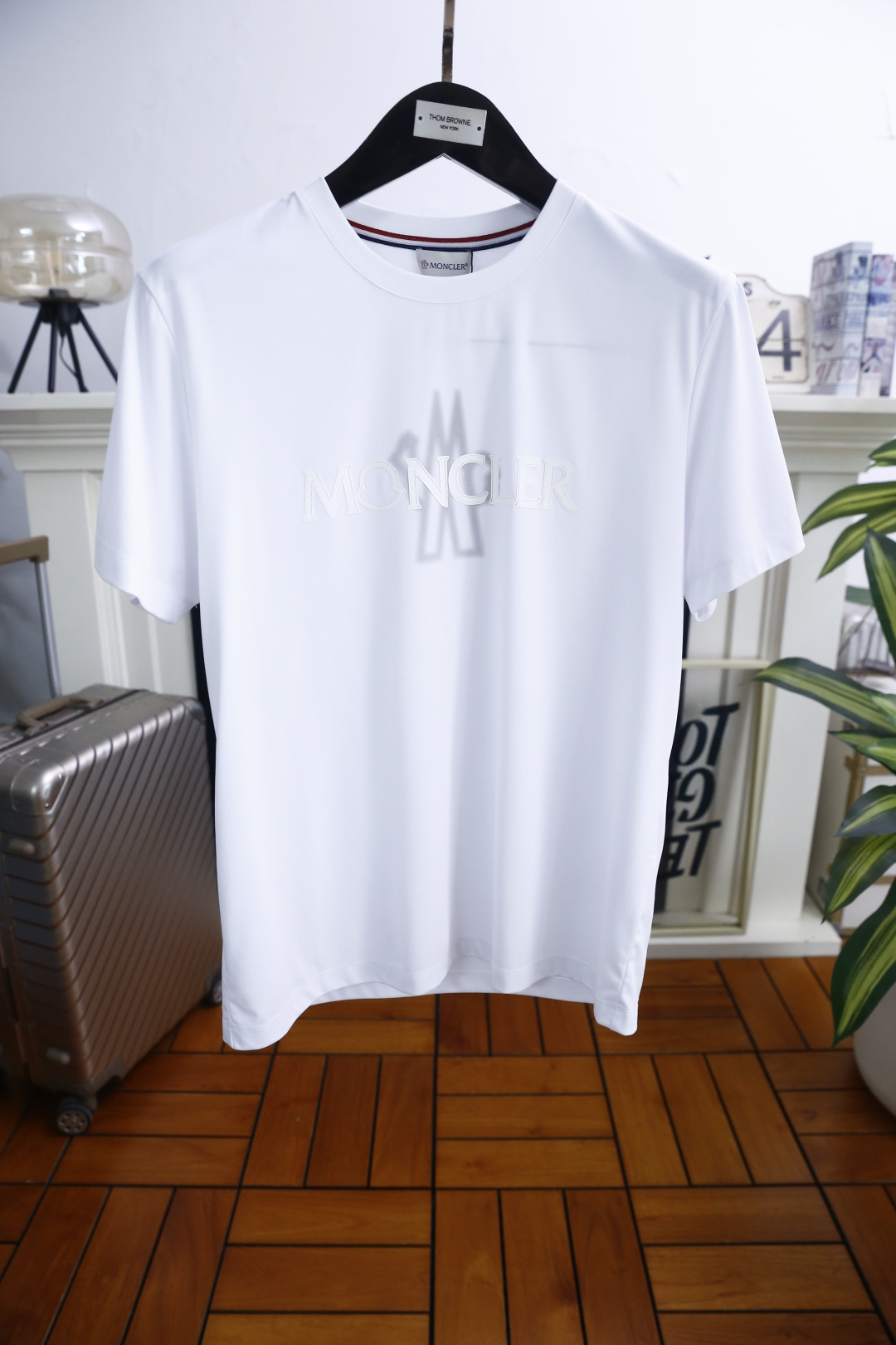 🔥普蒙口.2026春夏新品男士短袖上市🍃经典圆领设计！重磅级尤物单品，新形态雅痞风格👍🏻高街混搭腔调有味