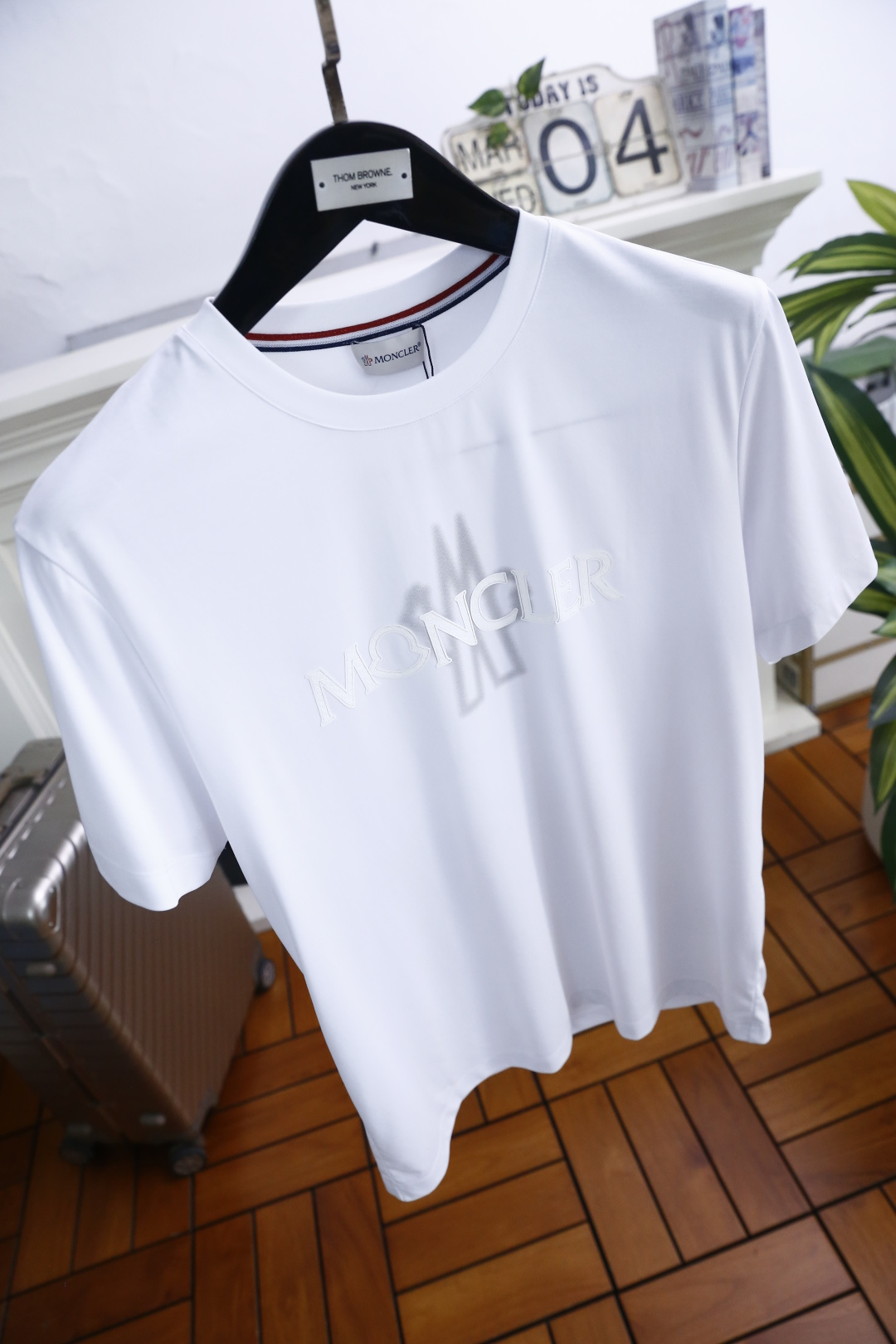 🔥普蒙口.2026春夏新品男士短袖上市🍃经典圆领设计！重磅级尤物单品，新形态雅痞风格👍🏻高街混搭腔调有味
