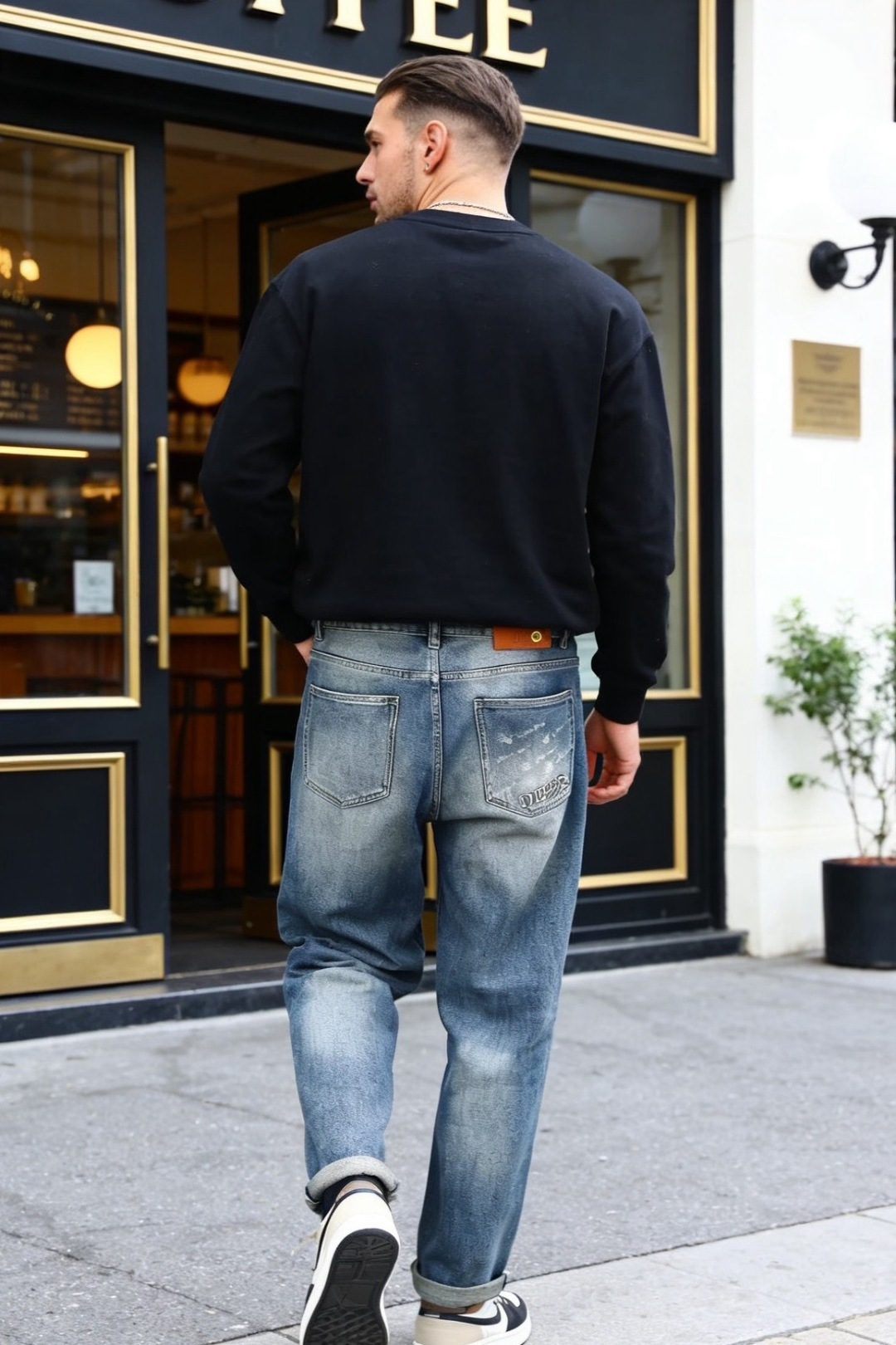 🔥迪奥/Di*r.2026春季新款🆕时尚男士原单高端蓝色牛仔裤！奢华经典品牌LOGO配饰 身穿着非常舒适