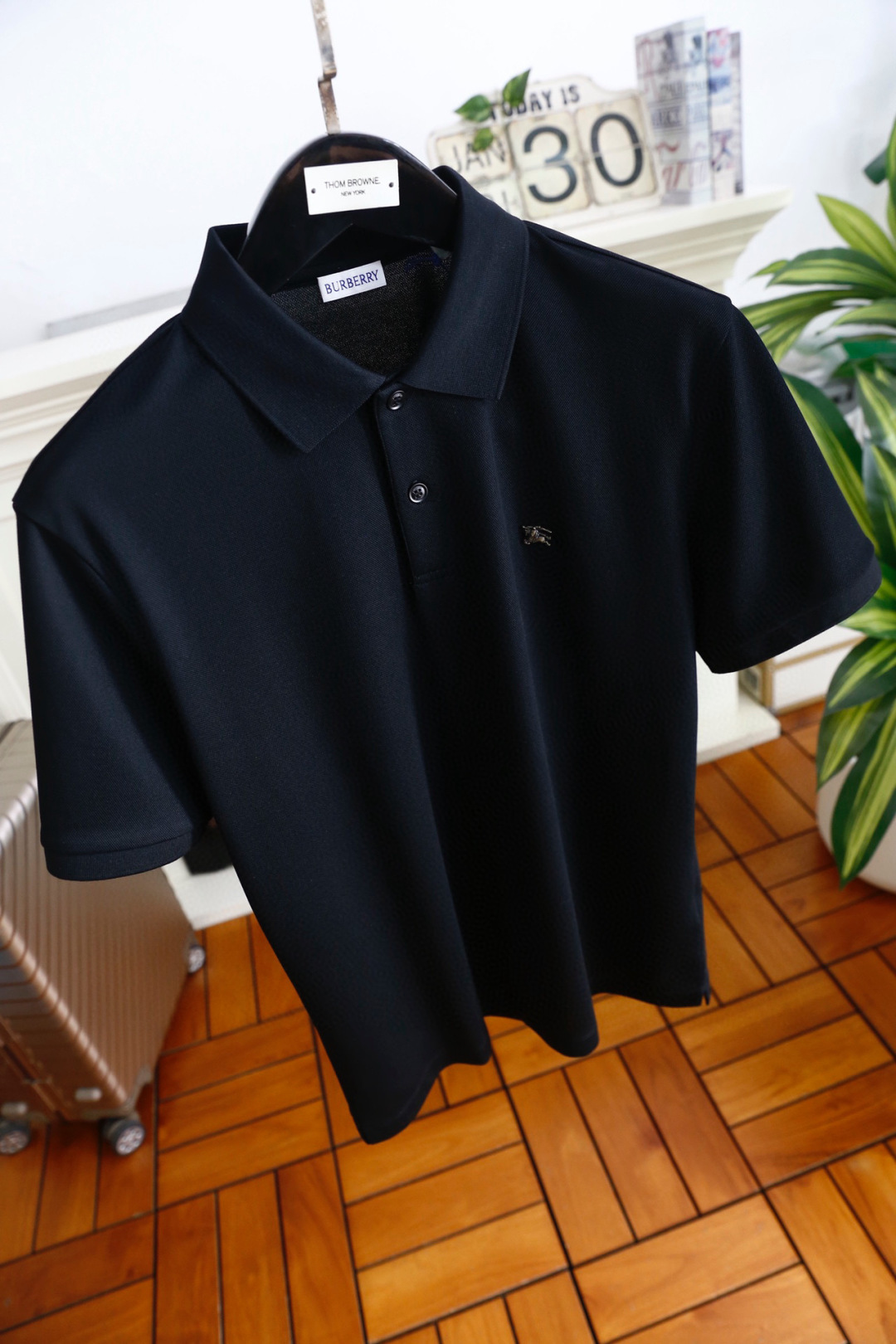 🔥巴宝莉.春夏新品男士短袖上市🍃经典翻领POLO衫！重磅级尤物单品，新形态雅痞风格👍🏻高街混搭腔调有味，
