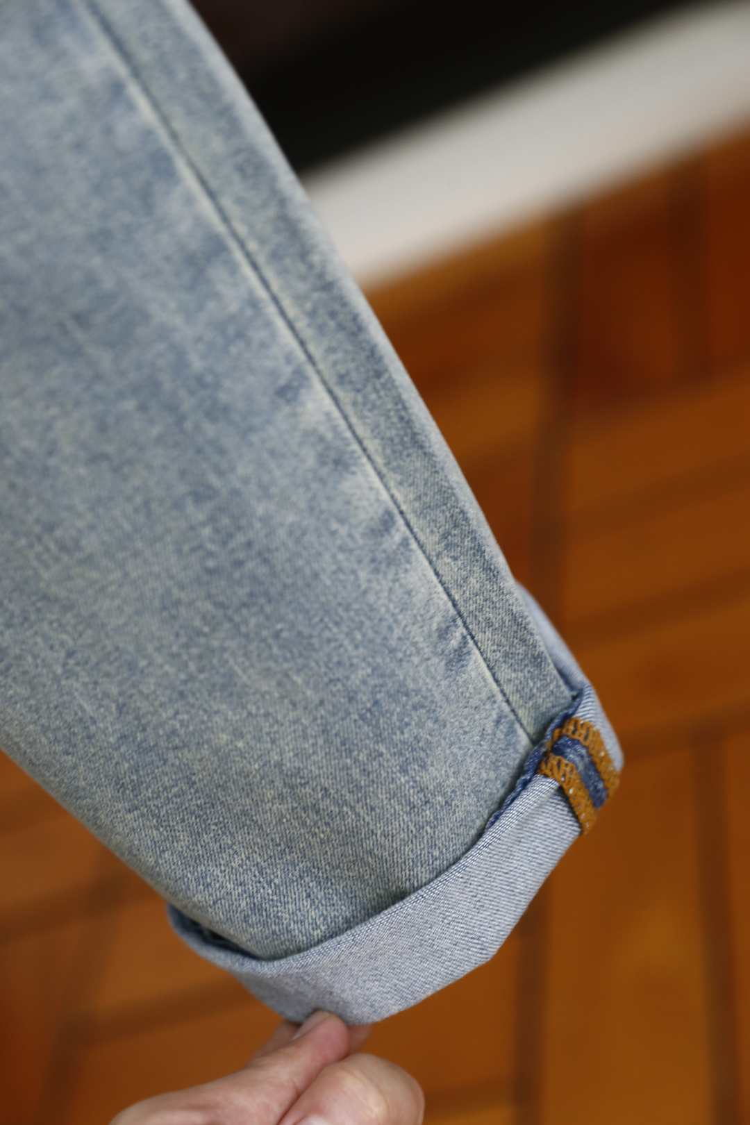 🔥艾绰.26春夏新品！时尚男士百搭牛仔裤👖采用客供水洗弹力牛仔布面料，奢华经典品牌Logo标志彰显品牌特