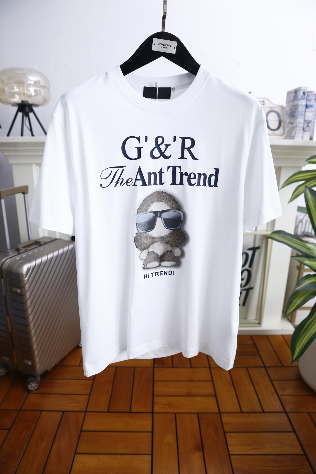 🔥杜嘉班纳.26夏季新品！时尚男士潮流百搭圆领短袖😎以标志性字母印花与潮酷卡通形象打造高辨识度设计，精准