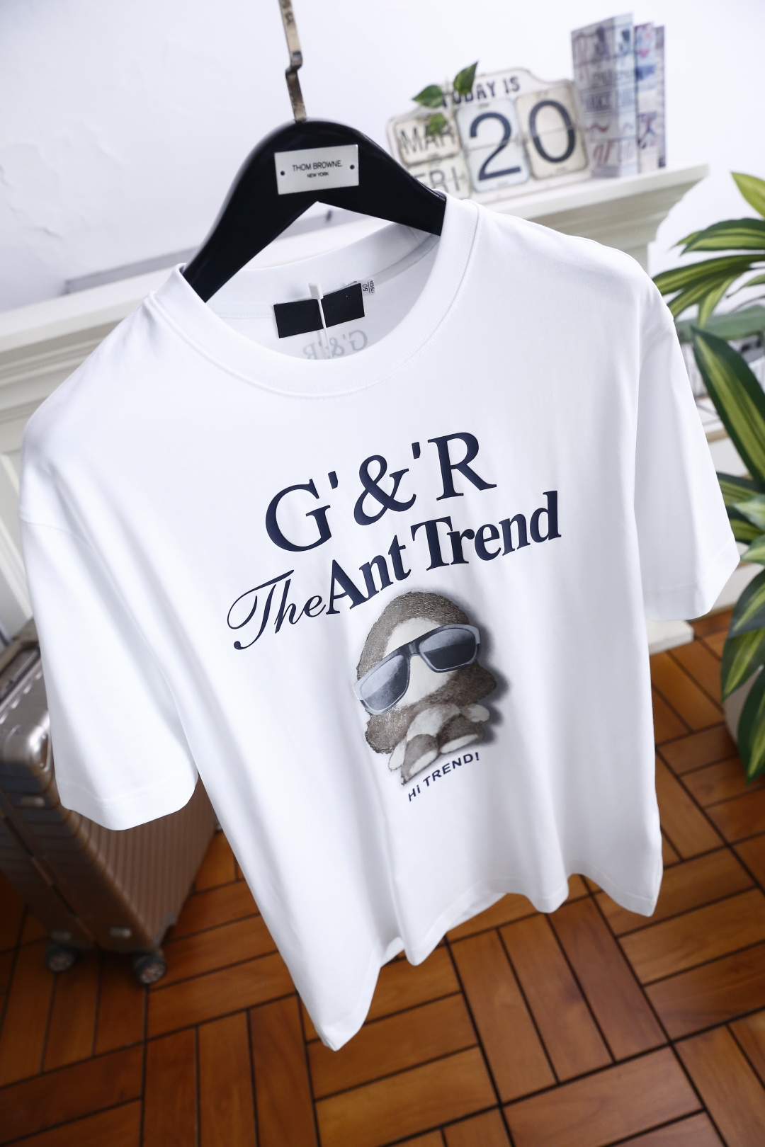 🔥杜嘉班纳.26夏季新品！时尚男士潮流百搭圆领短袖😎以标志性字母印花与潮酷卡通形象打造高辨识度设计，精准