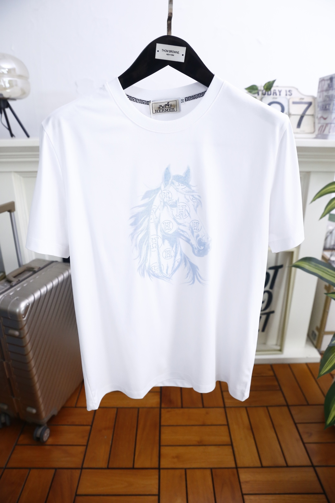 🔥HERMÈS/爱马仕.26夏季新品🆕男士百搭圆领短袖T恤，以品牌标志性美学打造高阶质感单品。经典圆领搭