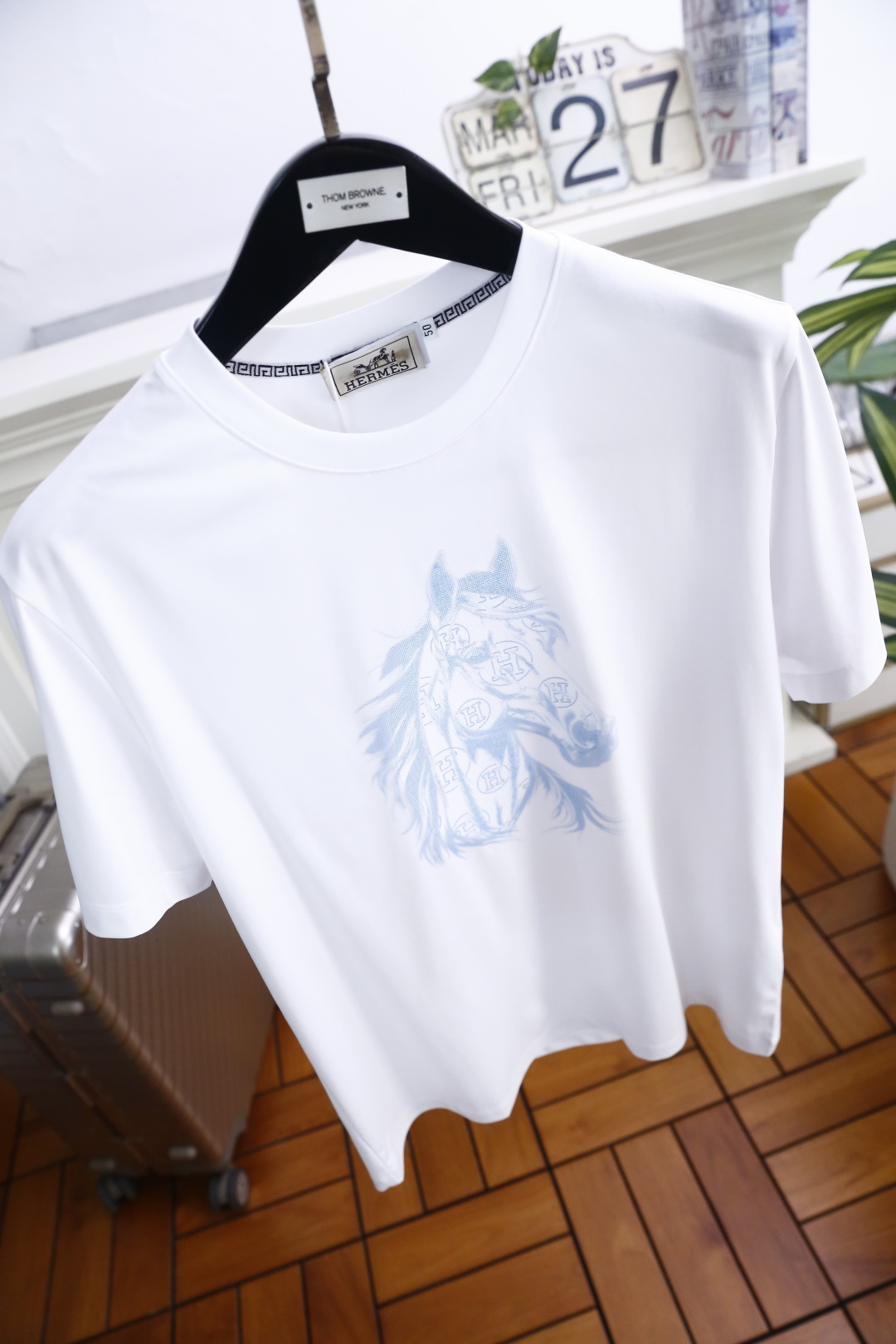 🔥HERMÈS/爱马仕.26夏季新品🆕男士百搭圆领短袖T恤，以品牌标志性美学打造高阶质感单品。经典圆领搭