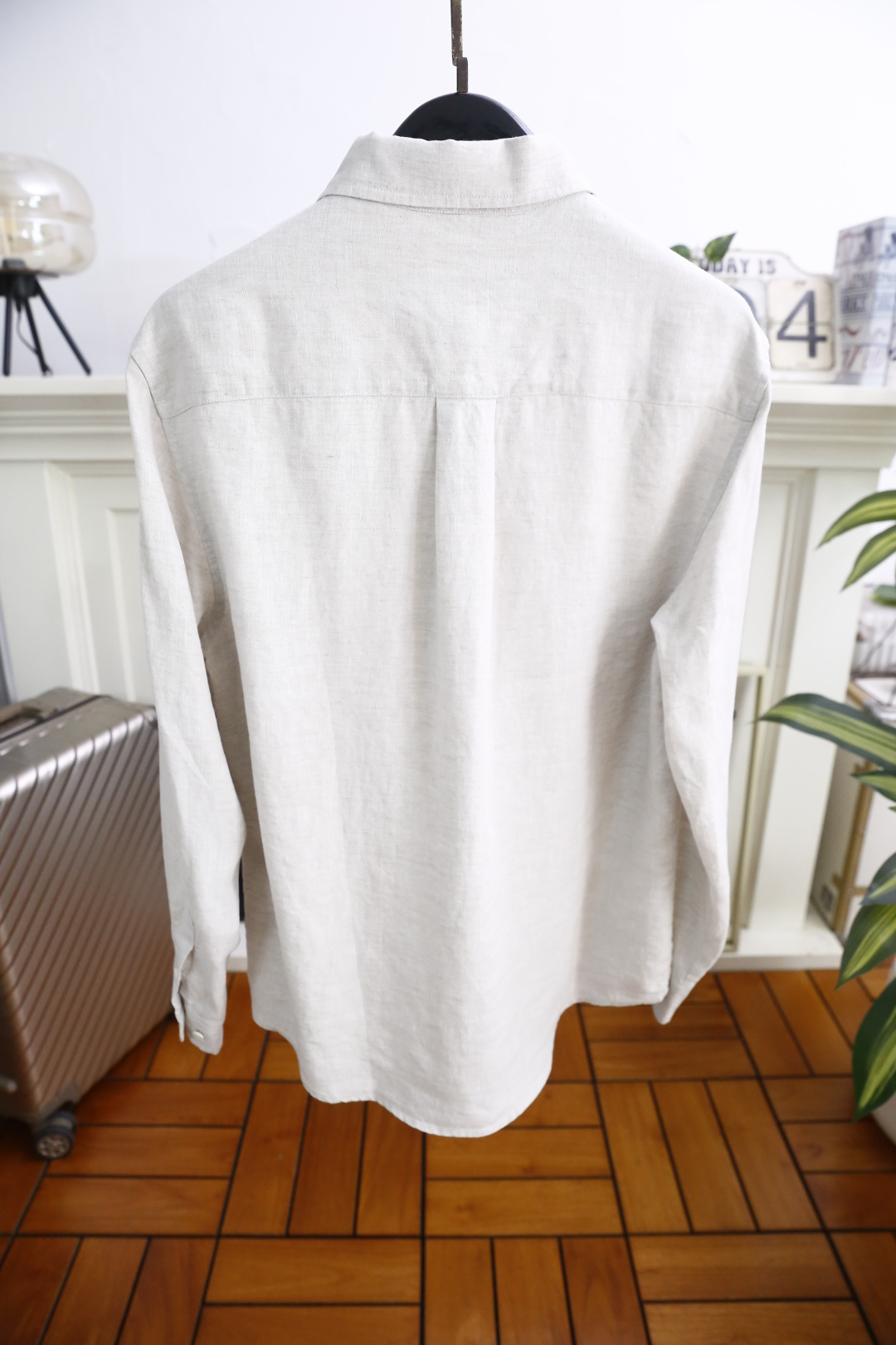 🔥loro Piana.2026春夏新品！时尚男士休闲套装👍整体套装采用百分百亚麻面料，衬衫为经典翻领款