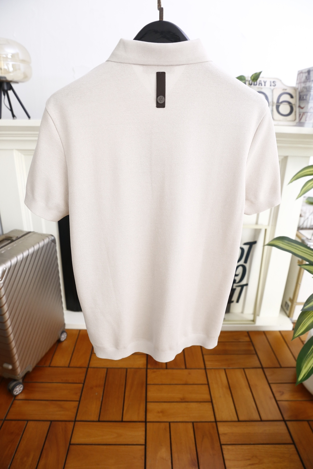 🔥loro Piana.26夏季新品！时尚男士潮流百搭翻领Polo衫👍采用丝光珠地起脚工艺👍左胸低调点缀