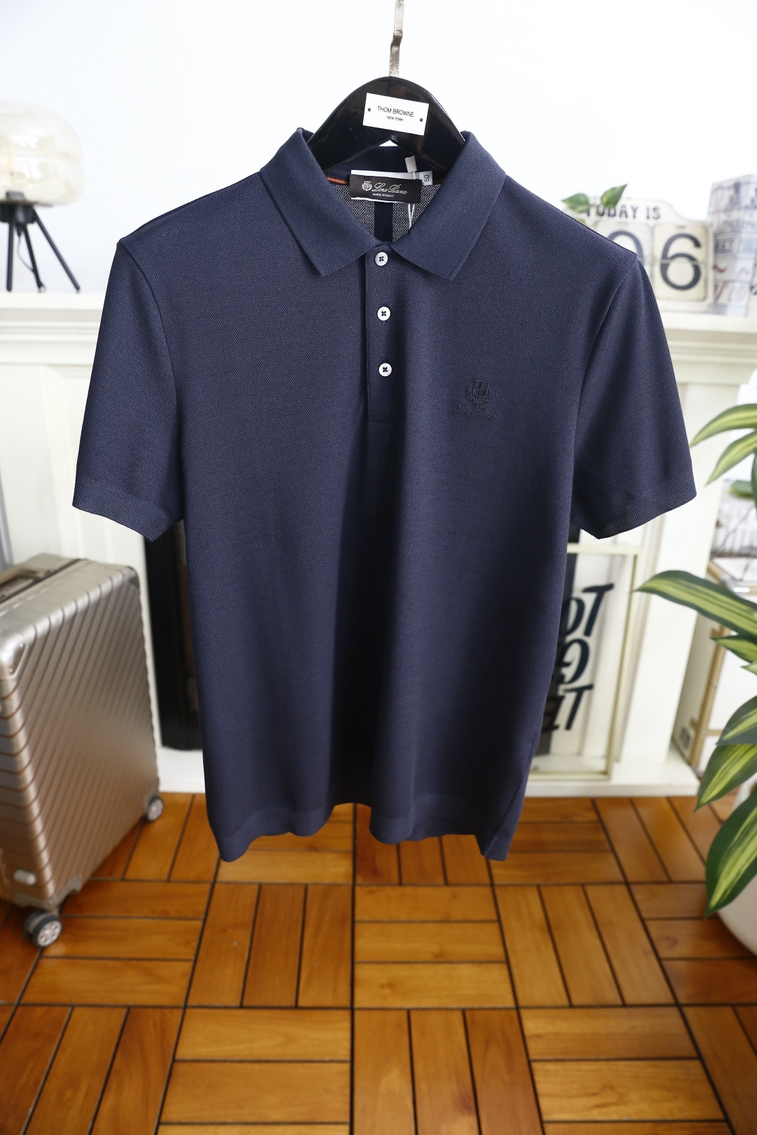 🔥loro Piana.26夏季新品！时尚男士潮流百搭翻领Polo衫👍采用丝光珠地起脚工艺👍左胸低调点缀