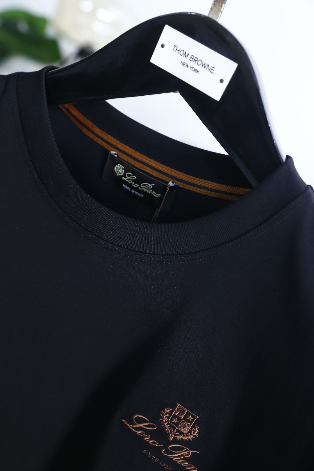 🔥loro Piana.2026春夏新品🆕时尚男士圆领T恤👍采用原单品质透气棉面料，触感柔软细腻，兼具良