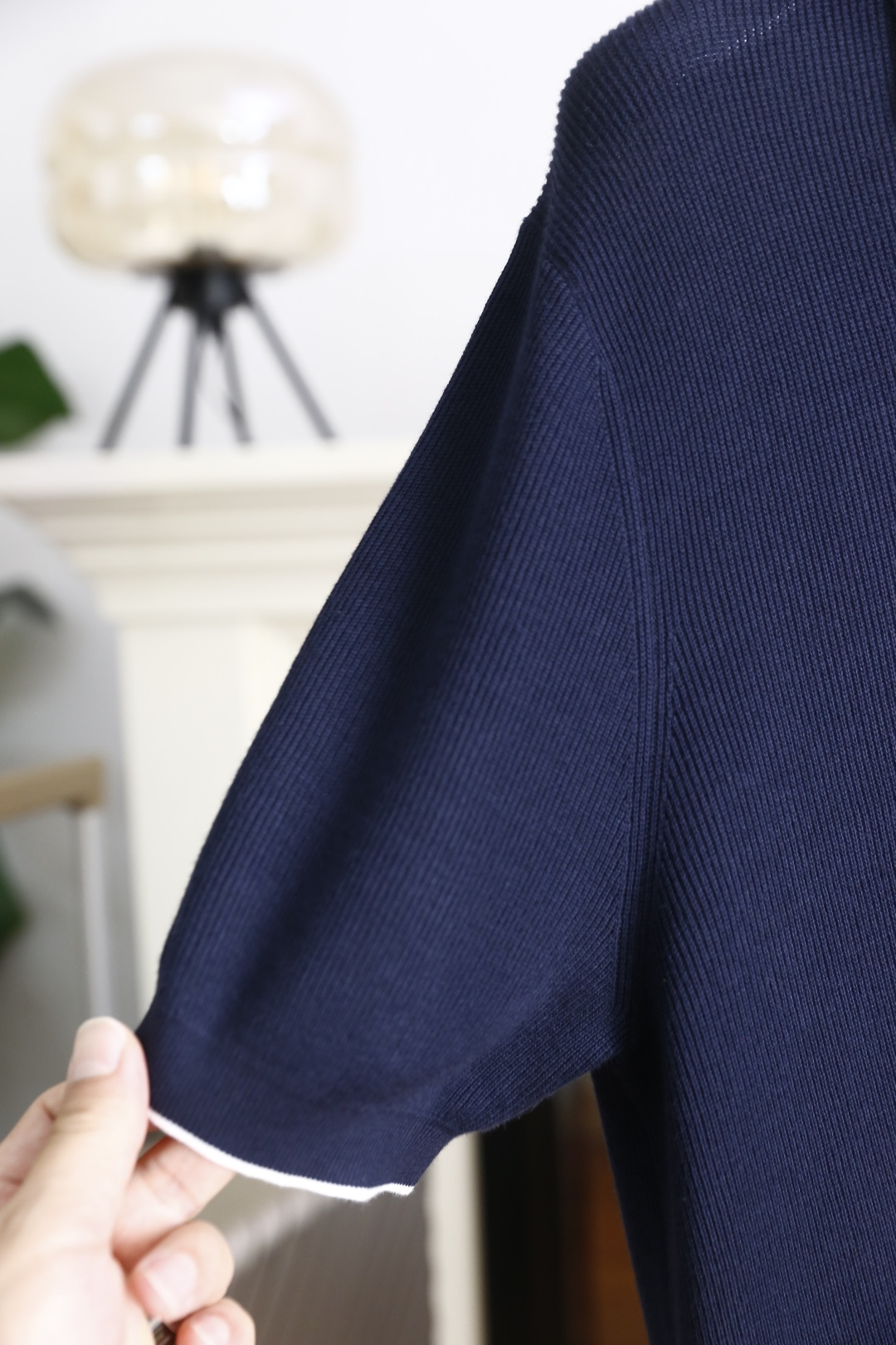 🔥Loro Piana.2026夏季新款🆕时尚男士短袖PoLo衫，采用经典翻领搭配V型开领设计，领口内侧