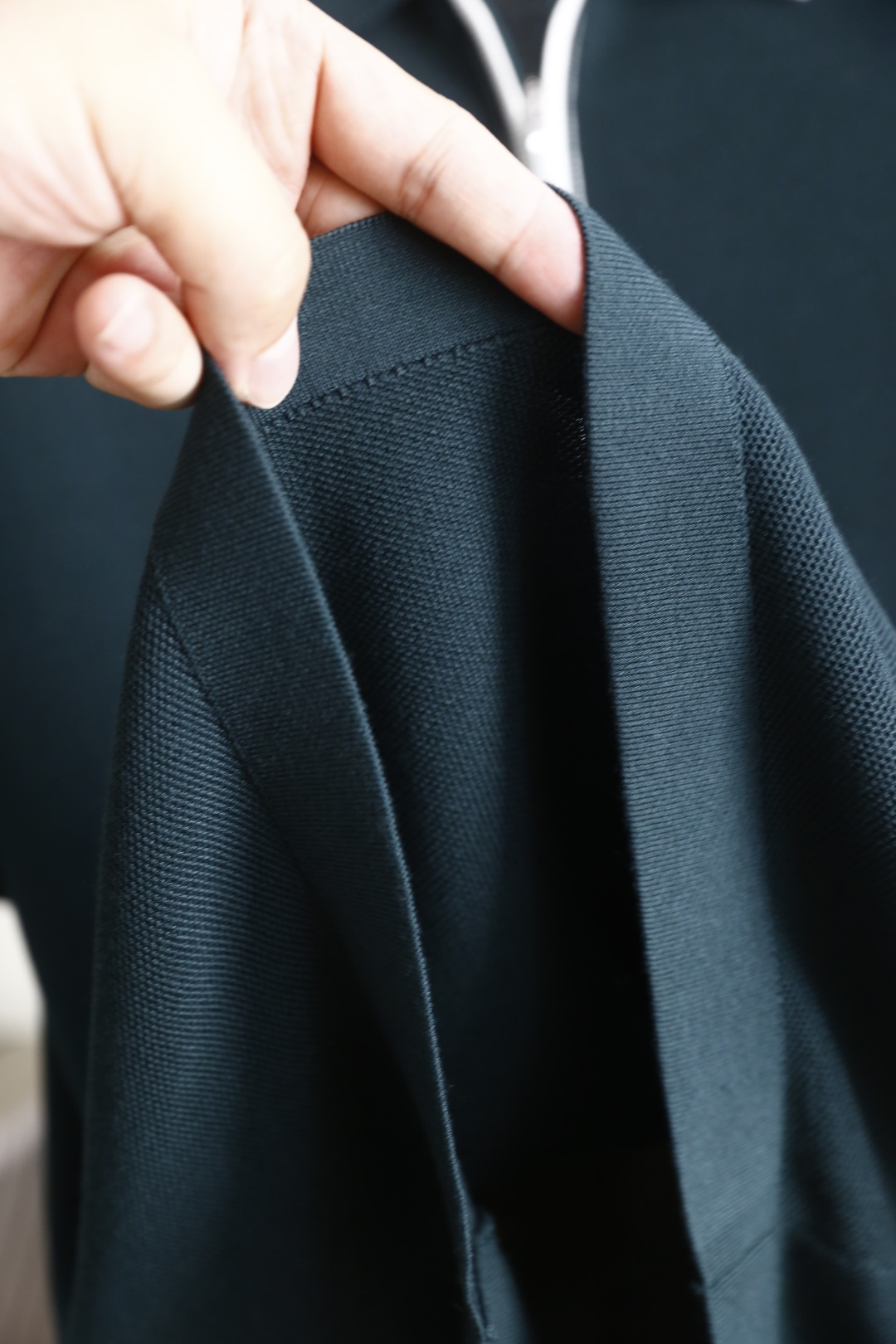 🔥Loro Piana.26夏季新品！时尚男士百搭短袖PoLo衫，采用经典翻领设计，领口边缘饰有双线条装