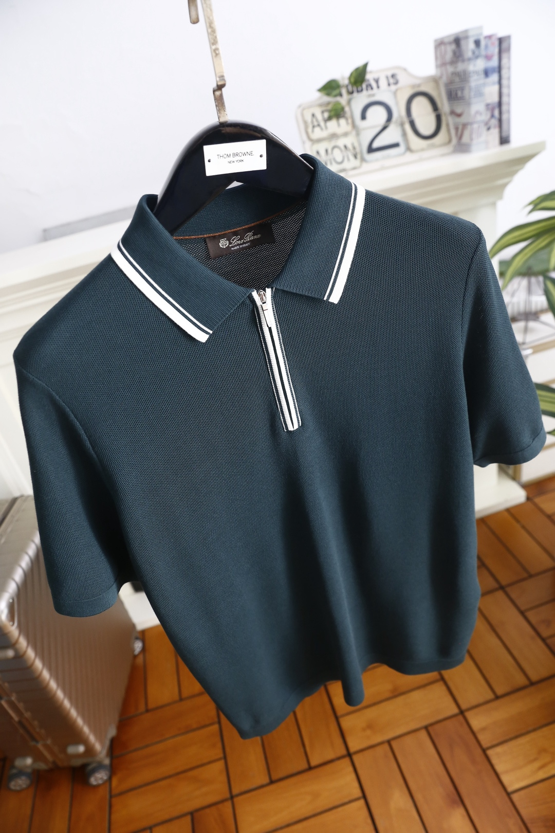 🔥Loro Piana.26夏季新品！时尚男士百搭短袖PoLo衫，采用经典翻领设计，领口边缘饰有双线条装