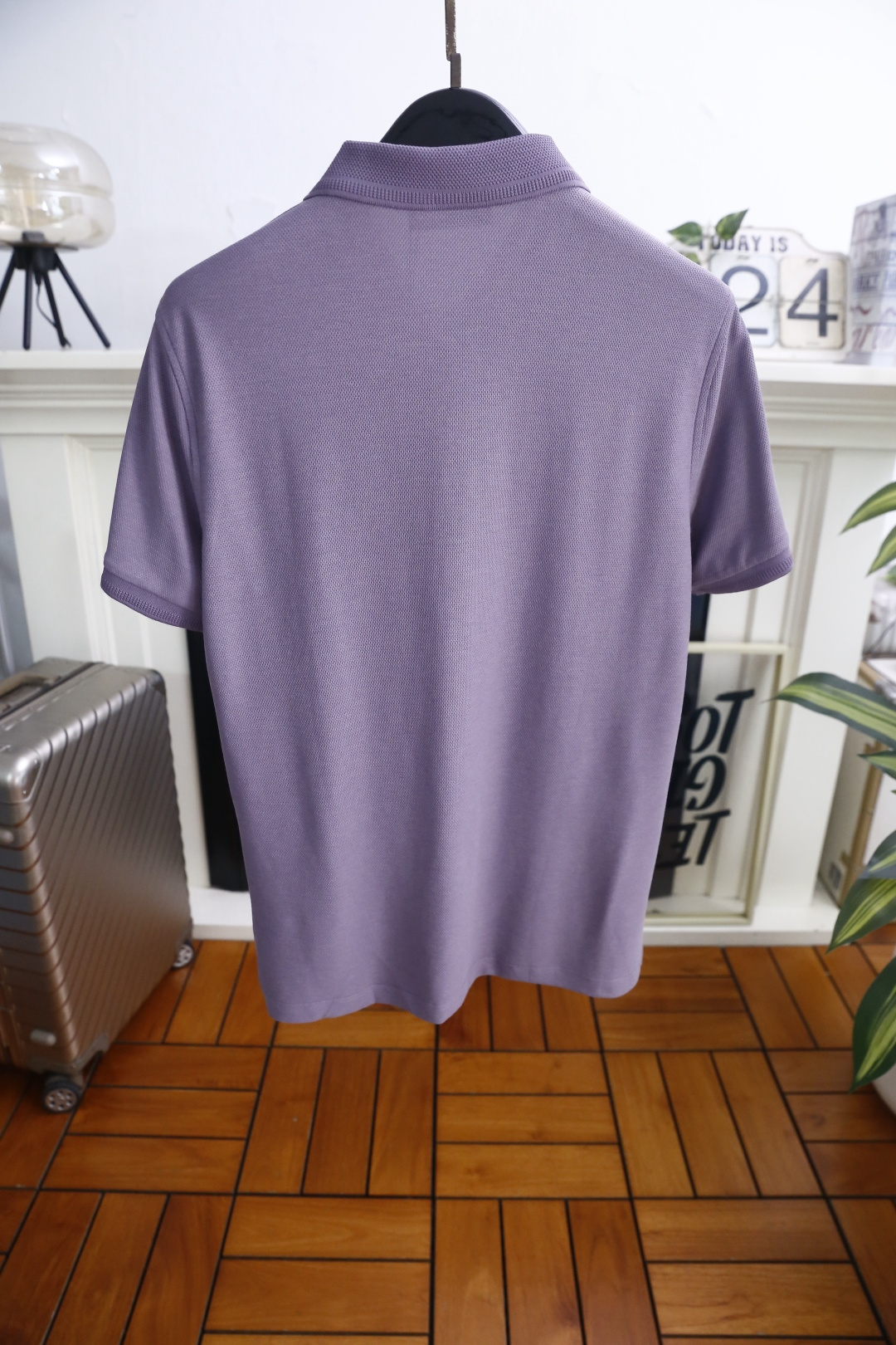 🔥罗意威.26夏季新品，时尚男士经典百搭翻领POLO衫👍利落剪裁勾勒挺括廓形，经典翻领搭配门襟扣设计，兼