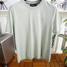 🔥Loro piana. 26夏季新品!时尚男士百搭短袖T恤采用经典圆领设计,打造简约利落的基础版型,适配多元穿搭场景。 🔥Loro piana. 26夏季新品!时尚男士百搭短袖T恤采用经典圆领设计,打造简约利落的基础版型,适配多元穿搭场景。