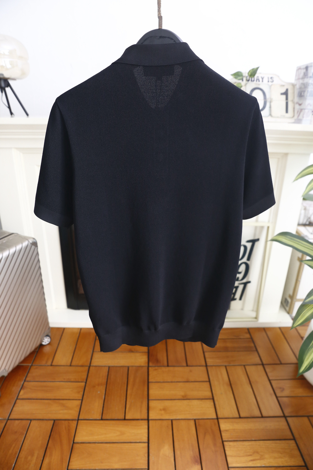 🔥kiton.26夏季新品🆕时尚男士百搭翻领POLO衫自带利落质感，经典翻领搭配三粒扣门襟，简约大气又不