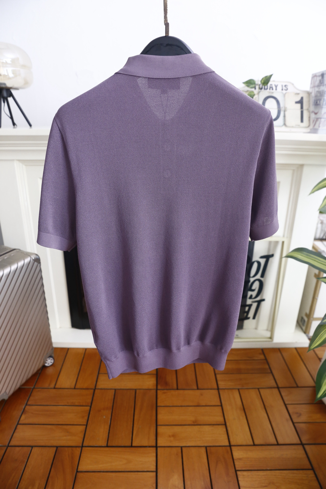 🔥kiton.26夏季新品🆕时尚男士百搭翻领POLO衫自带利落质感，经典翻领搭配三粒扣门襟，简约大气又不