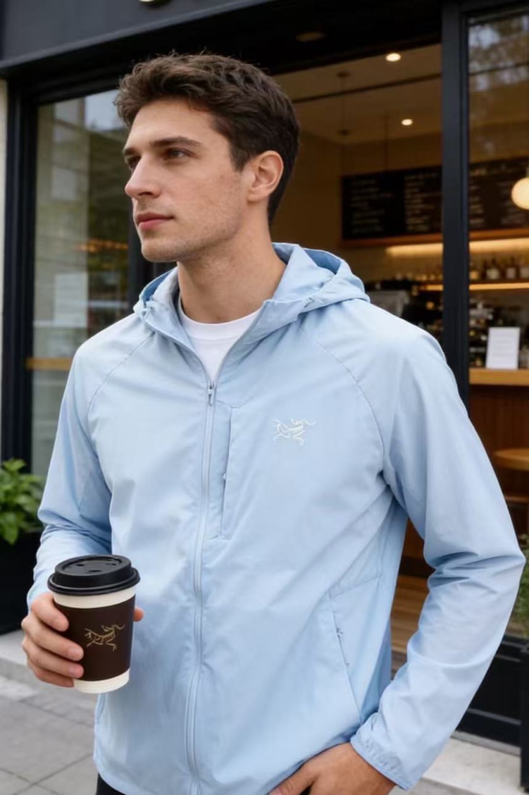 NO:903096,Archaeopteryx. 26 new summer products!  Fashionable men's thin hooded full-zip jacket, three-dimensional tailoring creates a loose and comfortable fit, and the raglan sleeve design enhances freedom of movement. There is an exquisite brand element logo on the left chest, and there are zipper pockets on the chest and both sides to store items more securely. The cuffs are tightened to fit the wrist. The overall style is simple and capable, perfect for travel and commuting!  Sizes S-2XL, shipped next day!  ,arc'teryx,jackets & coats,hats,19860909始祖鸟. 26夏季新品！时尚男士薄款连帽全开拉链外套,立体剪裁打造宽松舒适版型,插肩袖设计提升活动自由度.左胸带有精致品牌元素标识,胸前与两侧均设有拉链口袋,收纳物品更稳妥,袖口收紧贴合手腕,整体款式简约干练,出行通勤都很合适！尺码S-2XL,隔天出货！,arc'teryx,jackets & coats,hats,,Men's clothing