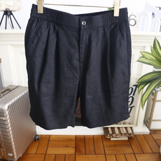🔥Loro piana.26夏季新品!时尚男士百搭短裤🩳腰头采用半松紧设计,搭配单颗纽扣门襟,穿脱便捷且 🔥Loro piana.26夏季新品!时尚男士百搭短裤🩳腰头采用半松紧设计,搭配单颗纽扣门襟,穿脱便捷且