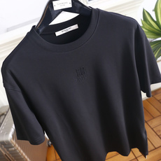 🔥纪梵希.26夏季新品!时尚男士百搭短袖👍经典小圆领剪裁贴合脖颈线条,胸前立体压印品牌标识低调精致,利落 🔥纪梵希.26夏季新品!时尚男士百搭短袖👍经典小圆领剪裁贴合脖颈线条,胸前立体压印品牌标识低调精致,利落