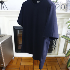 🔥迪奥.26夏季新品!时尚男士简约利落的圆领短袖版型,整体剪裁合身得体,上身舒展自在。胸口精致立体的品牌 🔥迪奥.26夏季新品!时尚男士简约利落的圆领短袖版型,整体剪裁合身得体,上身舒展自在。胸口精致立体的品牌