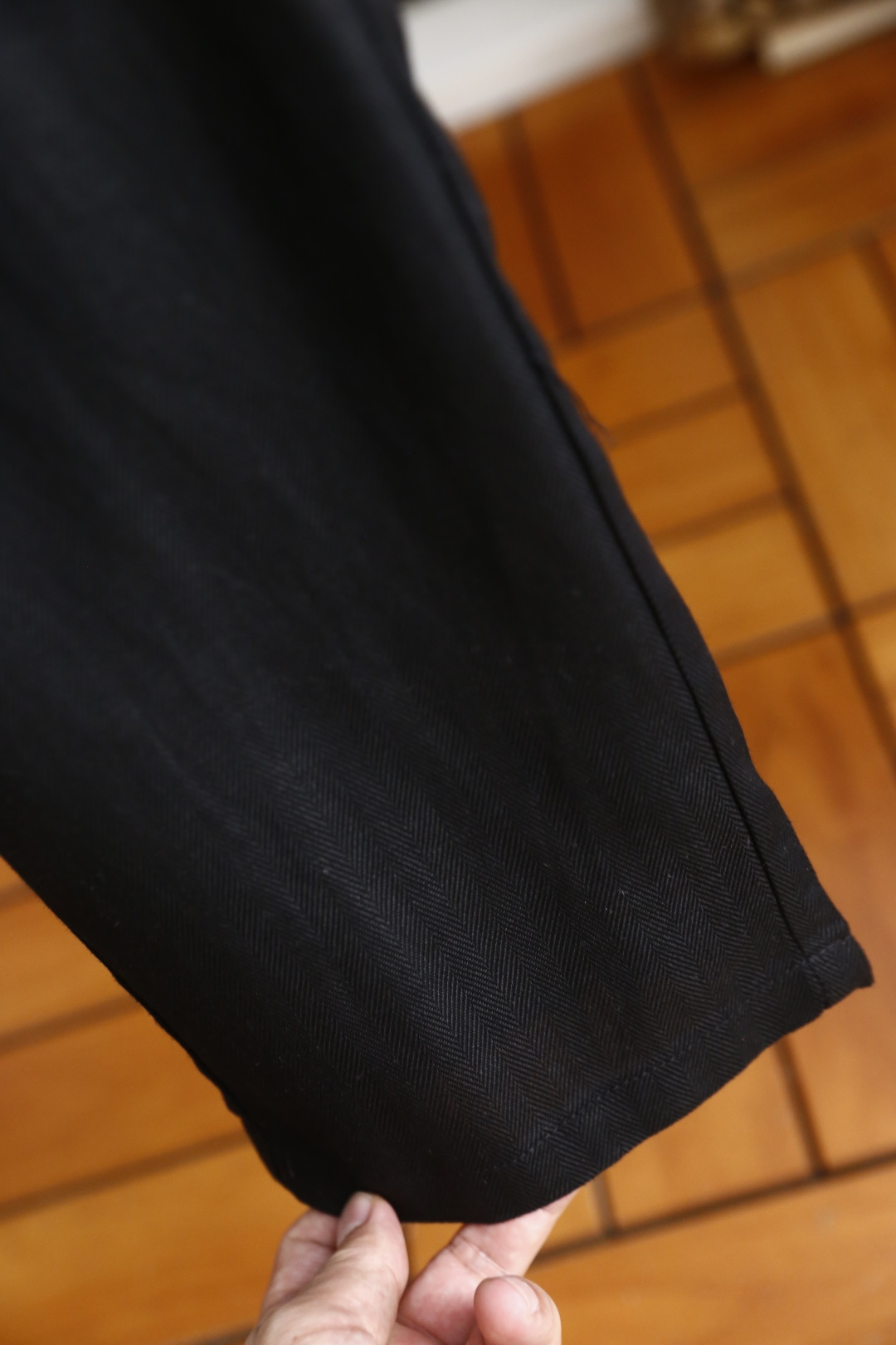 🔥Loro piana.26夏季新品！时尚男士百搭休闲长裤👍松紧腰头搭配撞色抽绳设计，侧边设有嵌入式口袋
