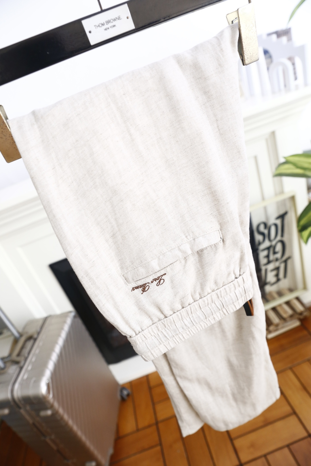 🔥Loro piana.26夏季新品！时尚男士百搭休闲长裤👍松紧腰头搭配撞色抽绳设计，侧边设有嵌入式口袋