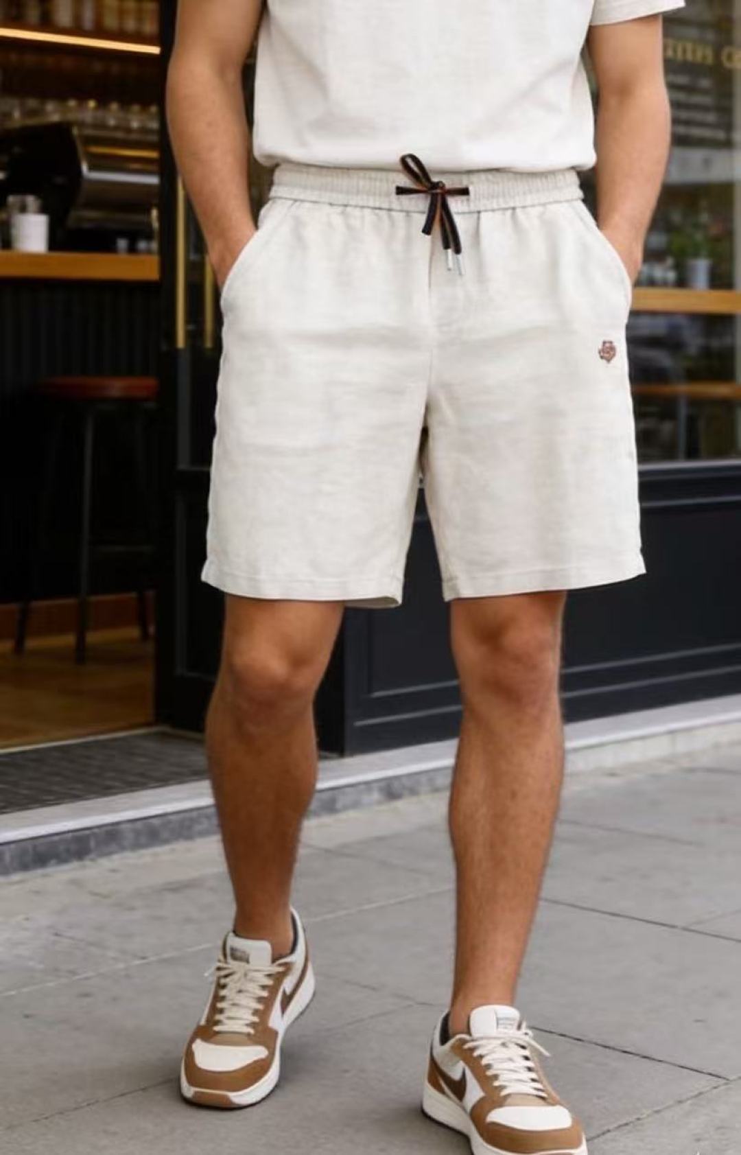🔥Loro piana.26夏季新品！时尚男士百搭短裤🩳松紧弹力腰头搭配撞色抽绳系带，侧边设置斜插口袋，