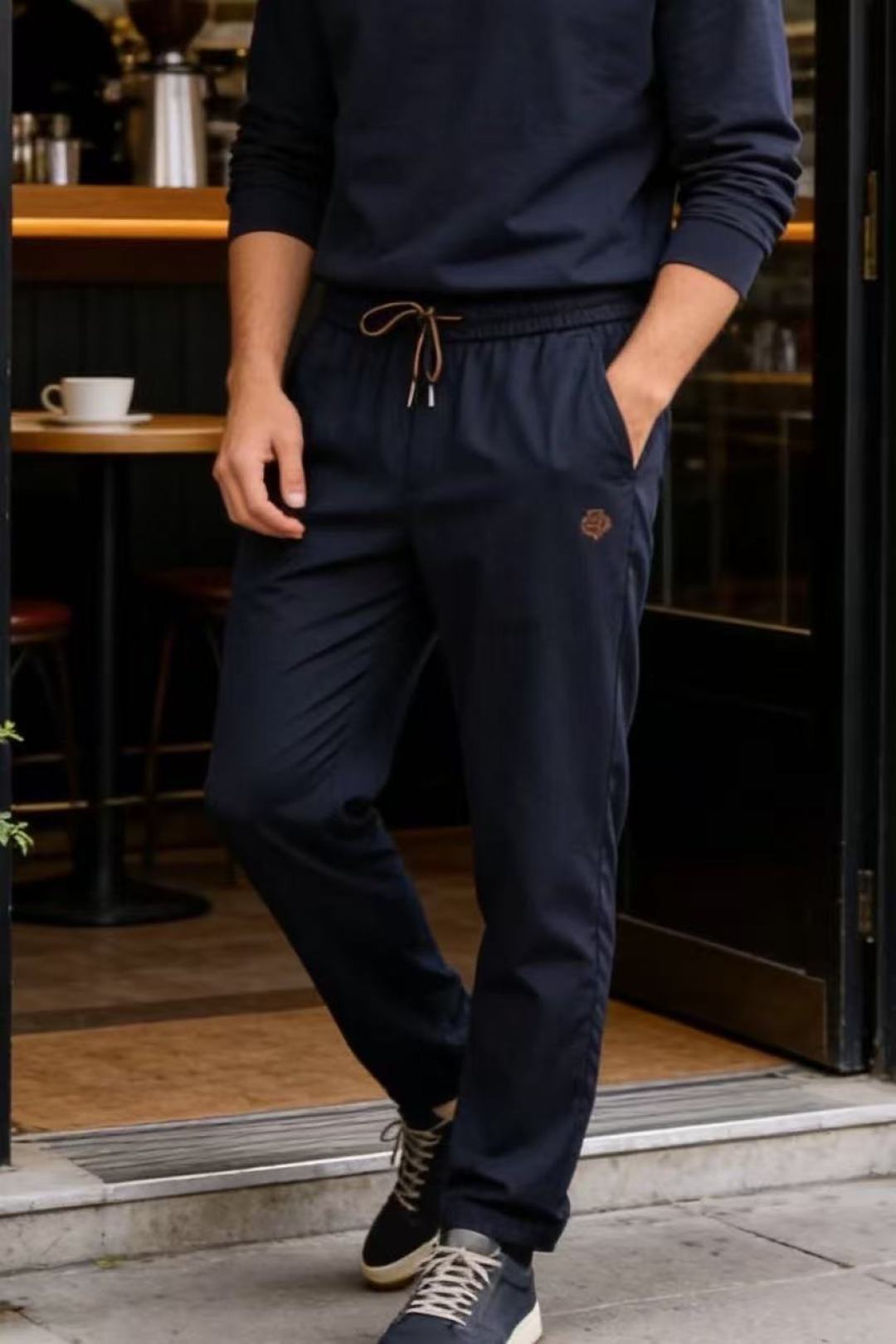 🔥Loro piana.26夏季新品！时尚男士百搭休闲长裤👍松紧腰头搭配撞色抽绳设计，侧边设有嵌入式口袋
