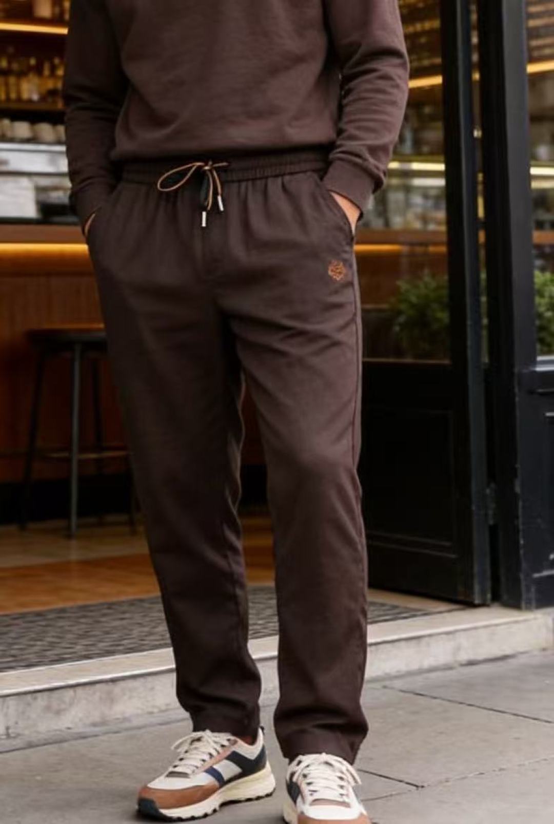 🔥Loro piana.26夏季新品！时尚男士百搭休闲长裤👍松紧腰头搭配撞色抽绳设计，侧边设有嵌入式口袋