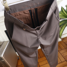 🔥Loro piana.26夏季新品!时尚男士百搭西裤👍利落修身西裤版型,后腰精致压印标识搭配专属皮标点 🔥Loro piana.26夏季新品!时尚男士百搭西裤👍利落修身西裤版型,后腰精致压印标识搭配专属皮标点