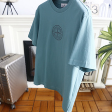 🔥石头岛.26夏季新品!时尚男士百搭短袖👍标准圆领剪裁,胸前罗盘徽标压印设计低调精致,衣身简洁无多余装饰 🔥石头岛.26夏季新品!时尚男士百搭短袖👍标准圆领剪裁,胸前罗盘徽标压印设计低调精致,衣身简洁无多余装饰