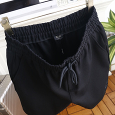 🔥芬迪.26夏季新品!时尚男士百搭短裤🩳松紧抽绳腰头设计,可自由调节松紧度,适配多种腰围。侧边设有插袋, 🔥芬迪.26夏季新品!时尚男士百搭短裤🩳松紧抽绳腰头设计,可自由调节松紧度,适配多种腰围。侧边设有插袋,
