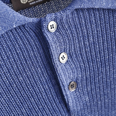 🔥Loro piana.26夏季新品!时尚男士百搭翻领针织短袖Polo,门襟搭配三颗圆扣简约利落,袖口点 🔥Loro piana.26夏季新品!时尚男士百搭翻领针织短袖Polo,门襟搭配三颗圆扣简约利落,袖口点