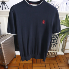 🔥BC.26夏季新品!时尚男士百搭针织圆领上衣,领口与袖口搭配细撞色包边增添层次感,左胸点缀小巧刺绣标识 🔥BC.26夏季新品!时尚男士百搭针织圆领上衣,领口与袖口搭配细撞色包边增添层次感,左胸点缀小巧刺绣标识