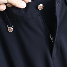 🔥Loro piana.26夏季新品!时尚男士商务休闲九分西裤,标准裤腰搭配多根固定袢带,后腰压印品牌标 🔥Loro piana.26夏季新品!时尚男士商务休闲九分西裤,标准裤腰搭配多根固定袢带,后腰压印品牌标