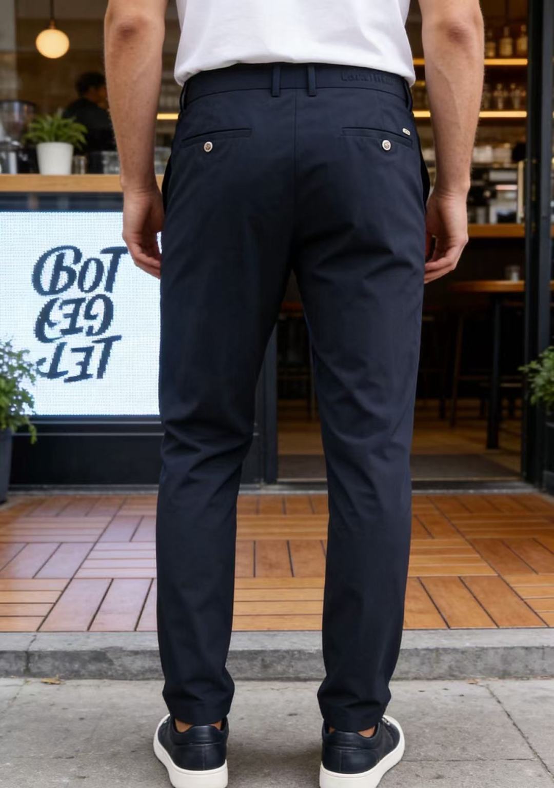 🔥Loro piana.26夏季新品！时尚男士商务休闲九分西裤，标准裤腰搭配多根固定袢带，后腰压印品牌标