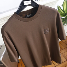 🔥Loro piana.26夏季新品!时尚男士百搭短袖👍经典基础圆领短袖,领口做规整包边处理,袖口剪裁利 🔥Loro piana.26夏季新品!时尚男士百搭短袖👍经典基础圆领短袖,领口做规整包边处理,袖口剪裁利