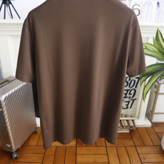 🔥Loro piana.26夏季新品!时尚男士百搭短袖👍经典基础圆领短袖,领口做规整包边处理,袖口剪裁利 🔥Loro piana.26夏季新品!时尚男士百搭短袖👍经典基础圆领短袖,领口做规整包边处理,袖口剪裁利
